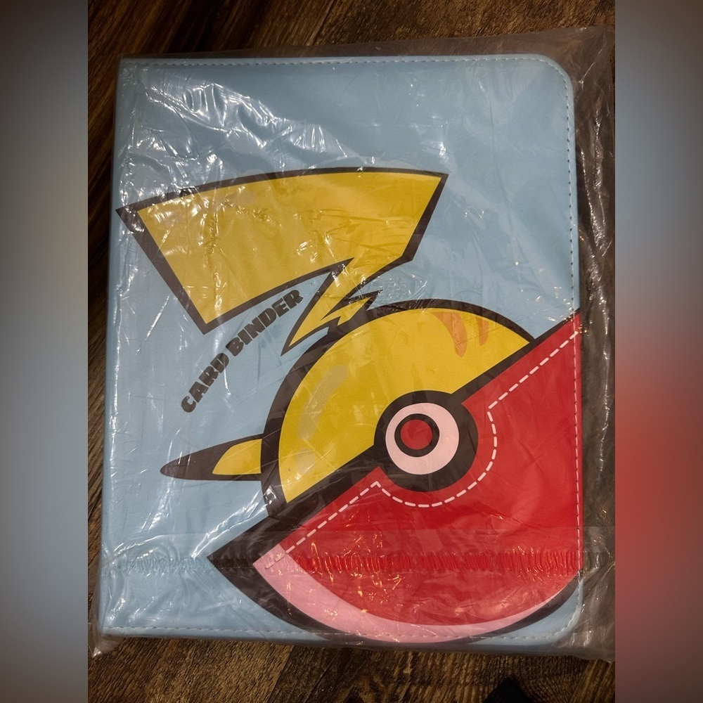 Card Binder with Pikachu Design - Picture 2 of 5